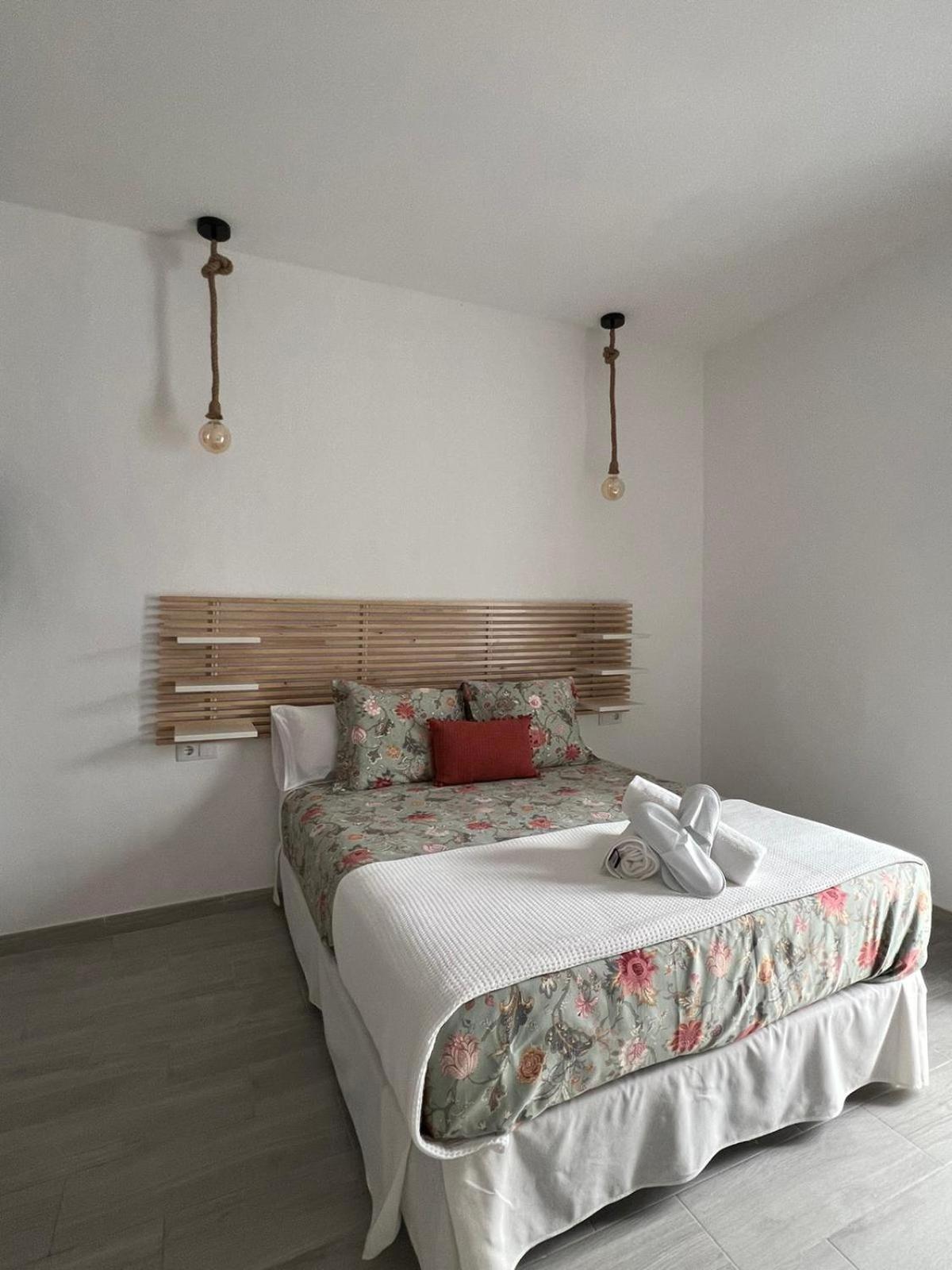 Apartamentos Turisticos A.Parra Jerez de la Frontera Exterior foto